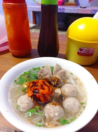 MIE AYAM & BAKSO AUREL