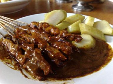 SATE AYAM CAK SAFI