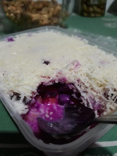 WAYARZUQHU SALAD BUAH