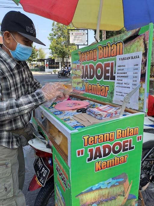 TERANG BULAN JADOEL KEMBAR PAK SUHARDI