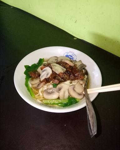 MIE AYAM BAKSO PAK MANGUN