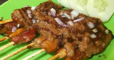 SATE AYAM MADURA CAK OPENG