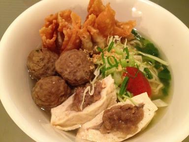 WARUNG BAKSO HENGKY