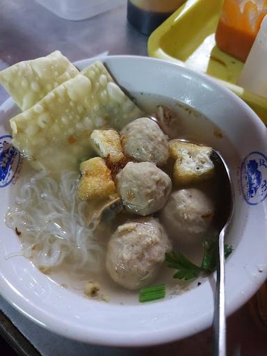 WARUNG BAKSO HENGKY