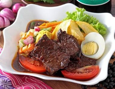 WARUNG SELAT DAN NASI LANGGI SEDERHANA MBA ATUN