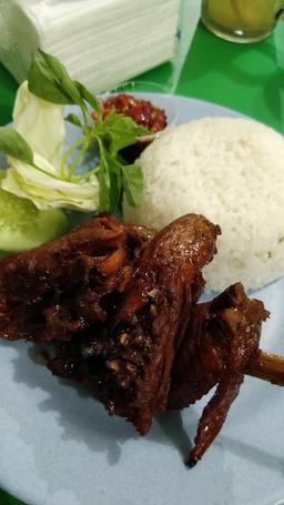 Photo's Ayam Bakar P.Widodo