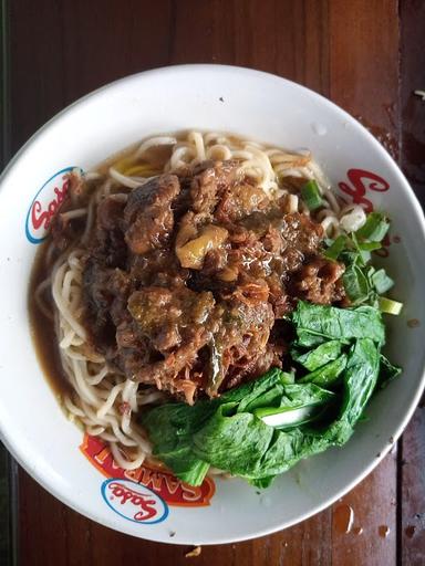 BAKSO & MIE AYAM ARUM MANIS WONOGIRI