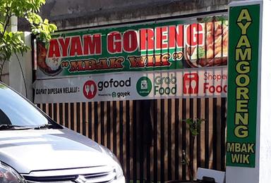 MBAK WIK AYAM GORENG