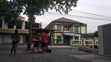 MIE DAN NASI GORENG JAWA SEDAP MANTAB