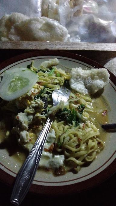 MIE DAN NASI GORENG JAWA SEDAP MANTAB