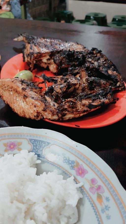 AYAM BAKAR PAK SOLEH