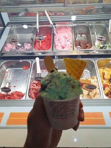 BVGIL GELATO AND FRIENDS MALL OLYMPIC GARDEN