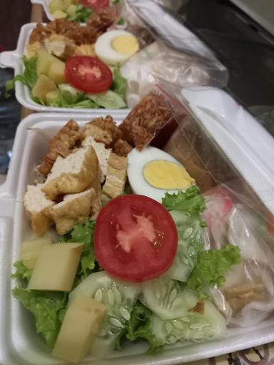 GADO GADO YANGTI