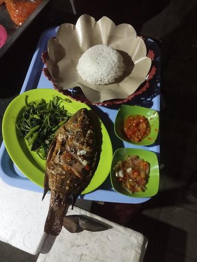 IKAN & AYAM BAKAR PICASUAR