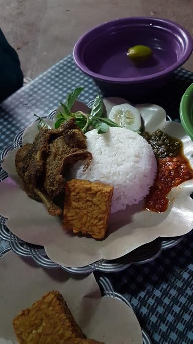 LALAPAN SAMBEL CAK IPIN