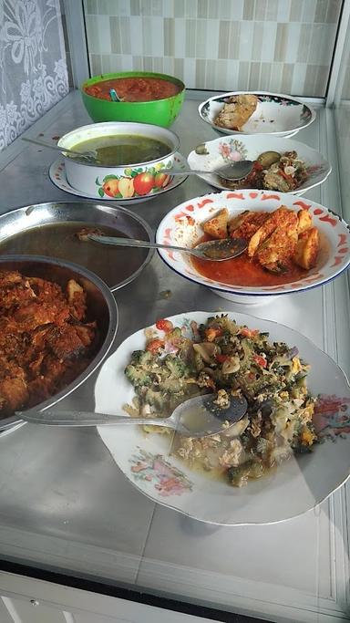 WARUNG NASI CAMPUR EKA