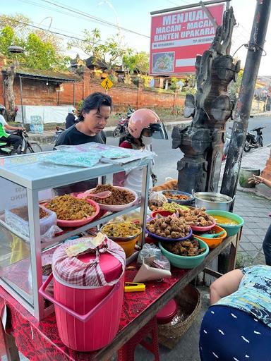 WARUNG NASI KUNING PUPUTAN