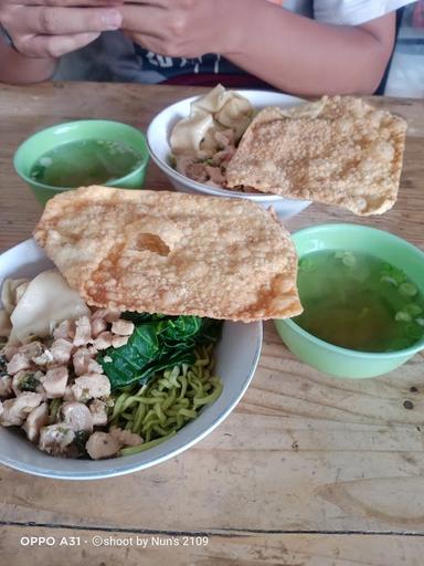 KEDAI KOE MIE IJO