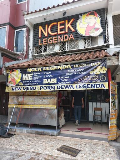 NCEK LEGENDA NOODLE BAR - KELAPA GADING