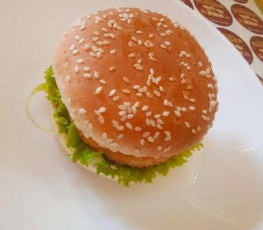 ALMEERA BURGER