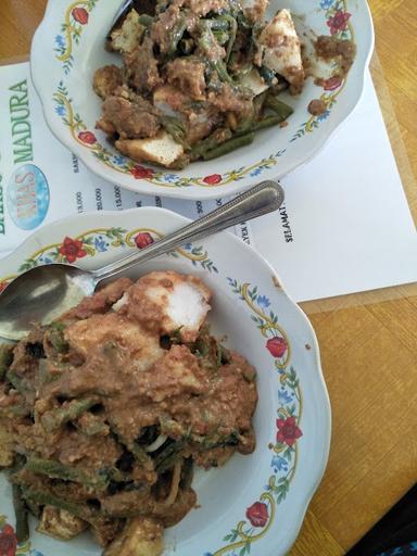 BAKSO DAN RUJAK KHAS MADURA