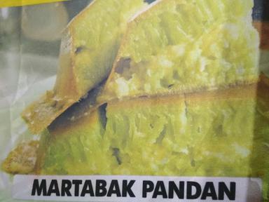 MARTABAK BANG JHONY LBS