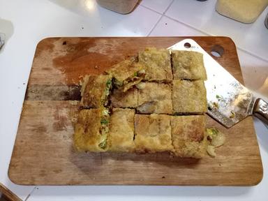 MARTABAK LION KEKINIAN