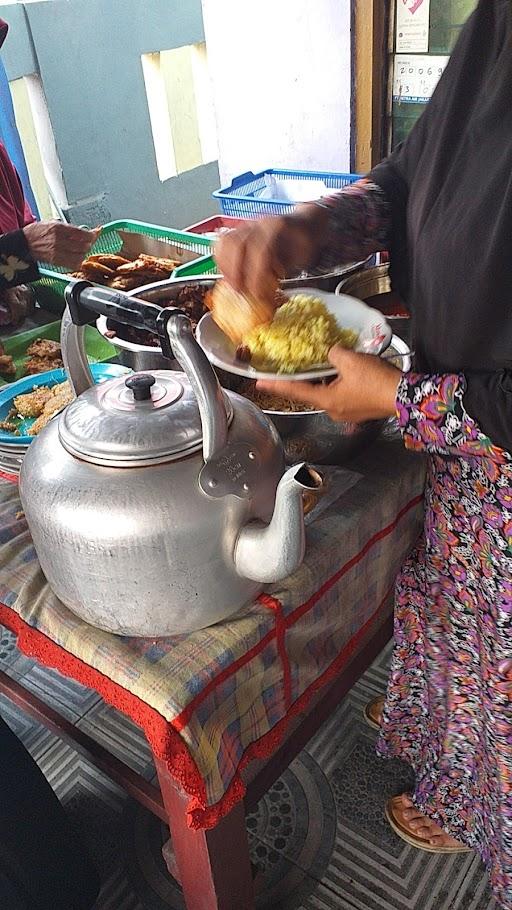 NASI UDUK BU EENG