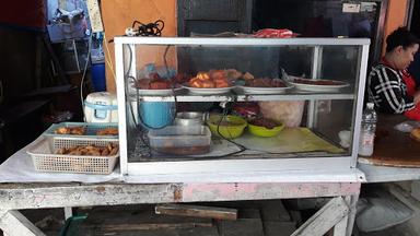 NASI UDUK IBU RUMSINAH