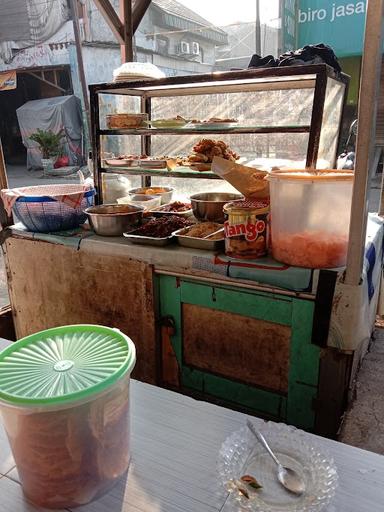 WARUNG NASI UDUK NONA