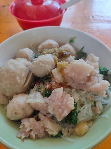 BAKSO KENYOT