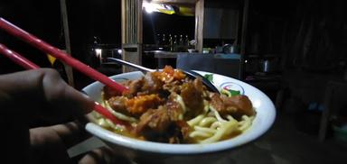 MIE AYAM BAKSO SOTO PAK NGADIRAN