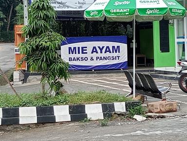 MIE AYAM UMAI