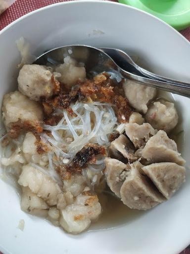 KEDAI BAKSO PUTRA DENIS