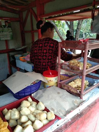 WARUNG NASI UDUK IBU TUTI