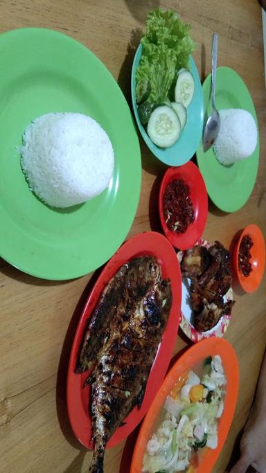 AYAM BAKAR 7 SAUDARA DADAP