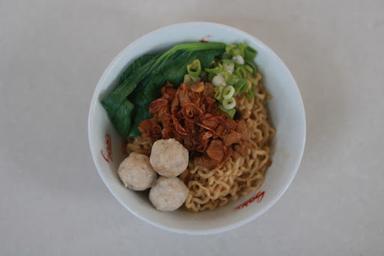 MIE AYAM & BAKSO MAGEL