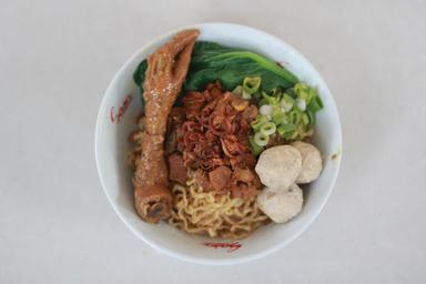 MIE AYAM & BAKSO MAGEL