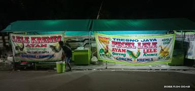 PECEL LELE TRISNO JAYA