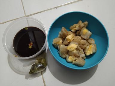 PEMPEK PLAJU PALEMBANG