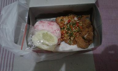 ROCKET CHICKEN KEDIRI JOYOBOYO