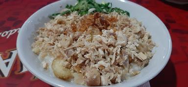 BUBUR AYAM BANDUNG CLAUDIA