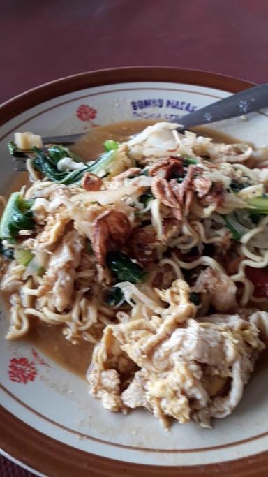 MIE TEK TEK MAS SANTOSO