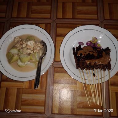 SATE & TONGSENG SAPI PAK NDUT