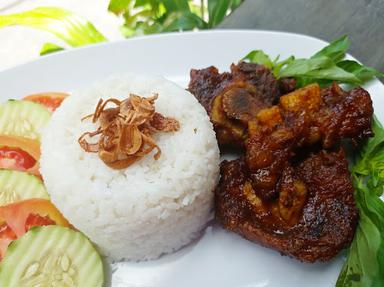 WARUNG PECEL LELE PAK GUDEL