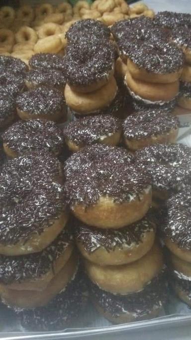 SUSI DONAT