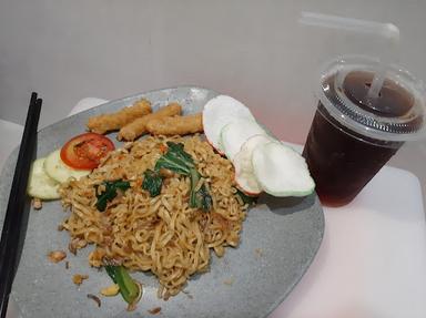 MIE PADEH TABIK KARINGEK