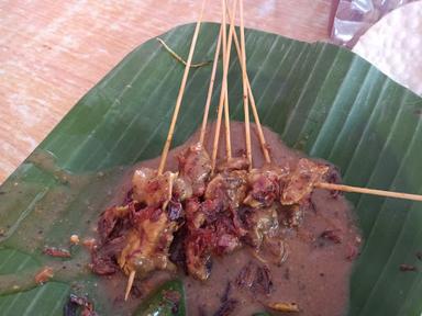 PONDOK SATE AYAM ONE