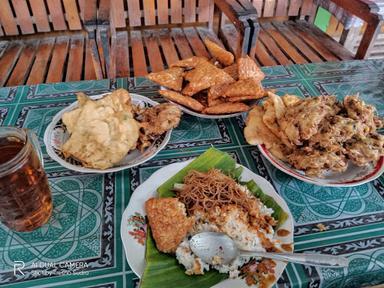 SARAPAN PECEL SS - SRI SUMARMI