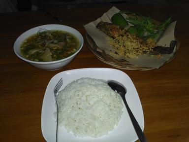 AYAM GEBUG PAK KUNCUNG